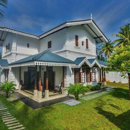 آهانغاما Headman House Antique Villa - A Seaside Royal Stay المظهر الخارجي الصورة
