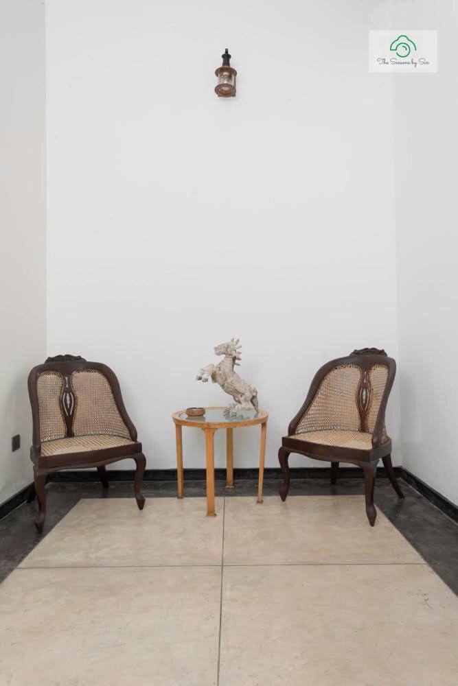 آهانغاما Headman House Antique Villa - A Seaside Royal Stay المظهر الخارجي الصورة