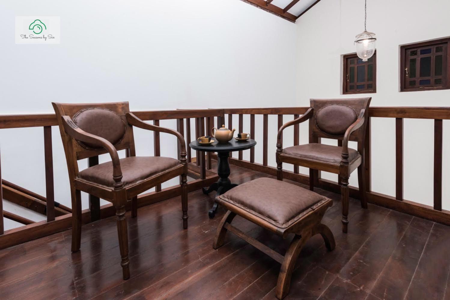 آهانغاما Headman House Antique Villa - A Seaside Royal Stay المظهر الخارجي الصورة
