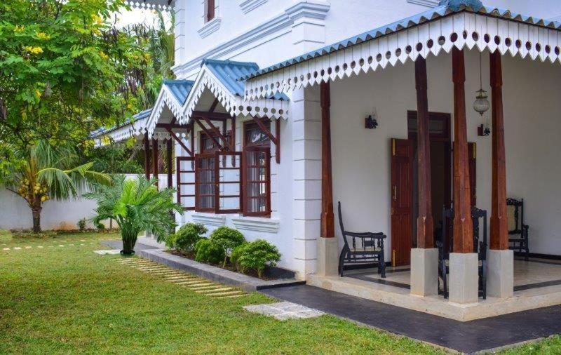 آهانغاما Headman House Antique Villa - A Seaside Royal Stay المظهر الخارجي الصورة