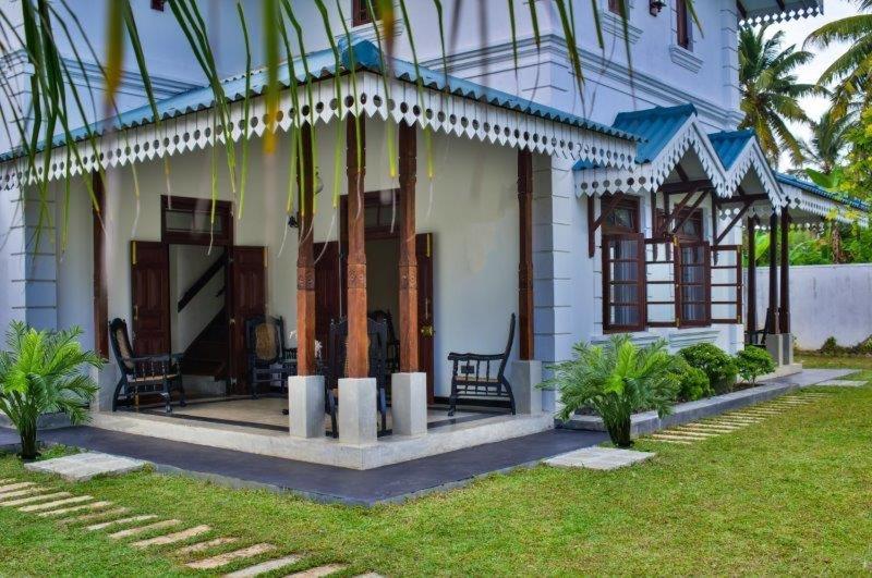 آهانغاما Headman House Antique Villa - A Seaside Royal Stay المظهر الخارجي الصورة